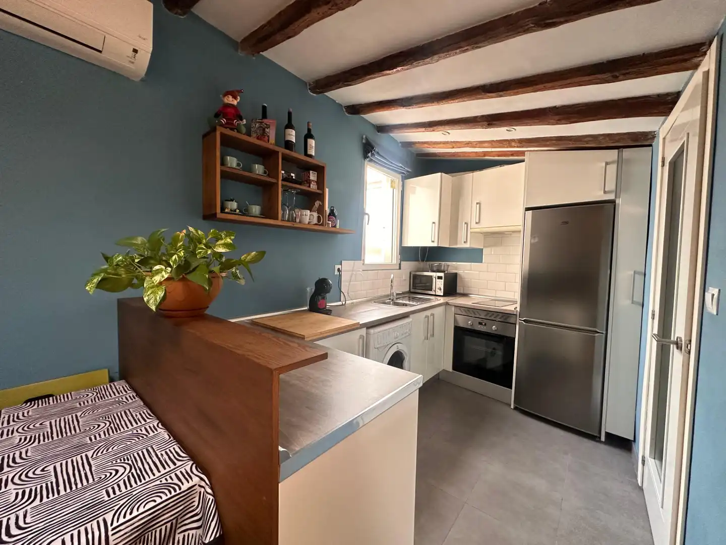 Cocina de Piso de alquiler en Madrid con Aire acondicionado, Calefacción y Amueblado