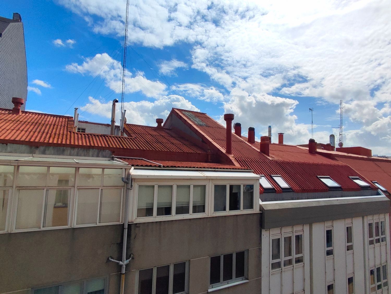 Vista exterior de Pis en venda en A Coruña Capital  amb Calefacció, Parquet i Moblat