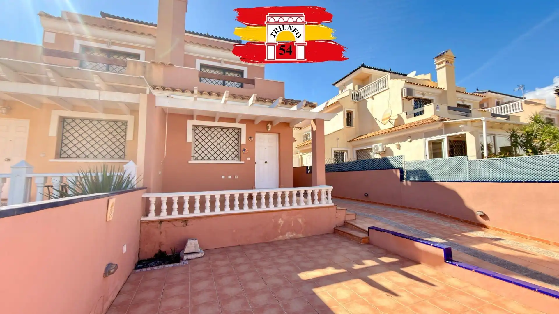 Jardín de Casa adosada en venta en Pilar de la Horadada con Aire acondicionado, Jardín privado y Amueblado