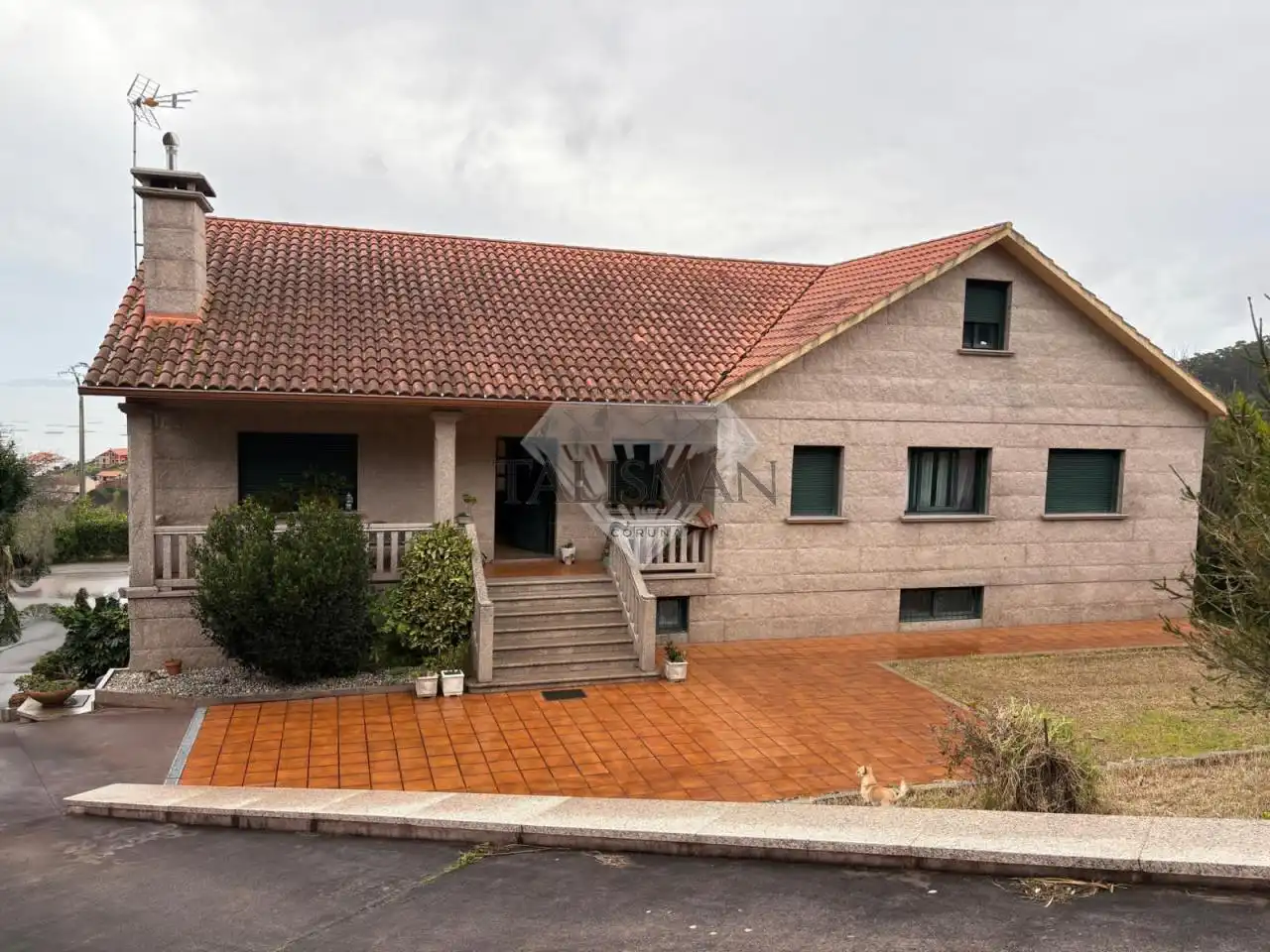 Exterior view of Houses for sale in Marín  with Heating, Private garden and Parquet flooring