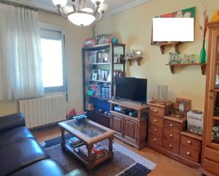 Sala d'estar de Pis en venda en  Logroño amb Terrassa