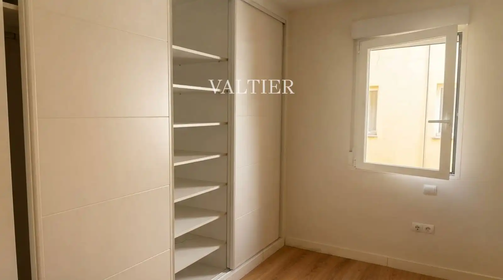 Schlafzimmer von Wohnung zur Miete in Madrid mit Klimaanlage und Abstellraum