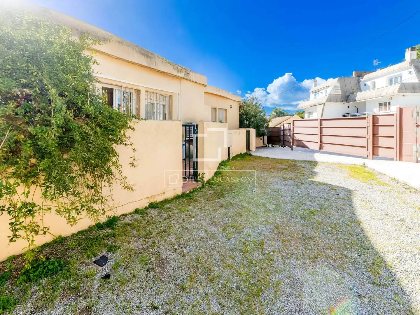 Villa mit Pool zum Verkauf in Vallpineda - Santa Bárbara, imagen 25