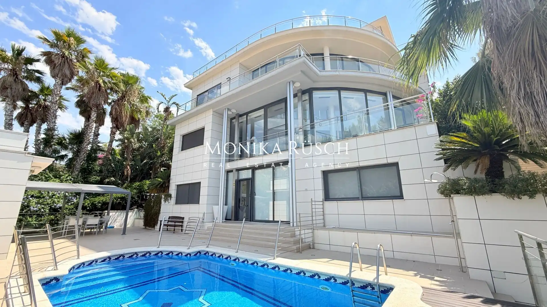 Vista exterior de Casa o chalet en venta en Sitges con Aire acondicionado, Calefacción y Terraza