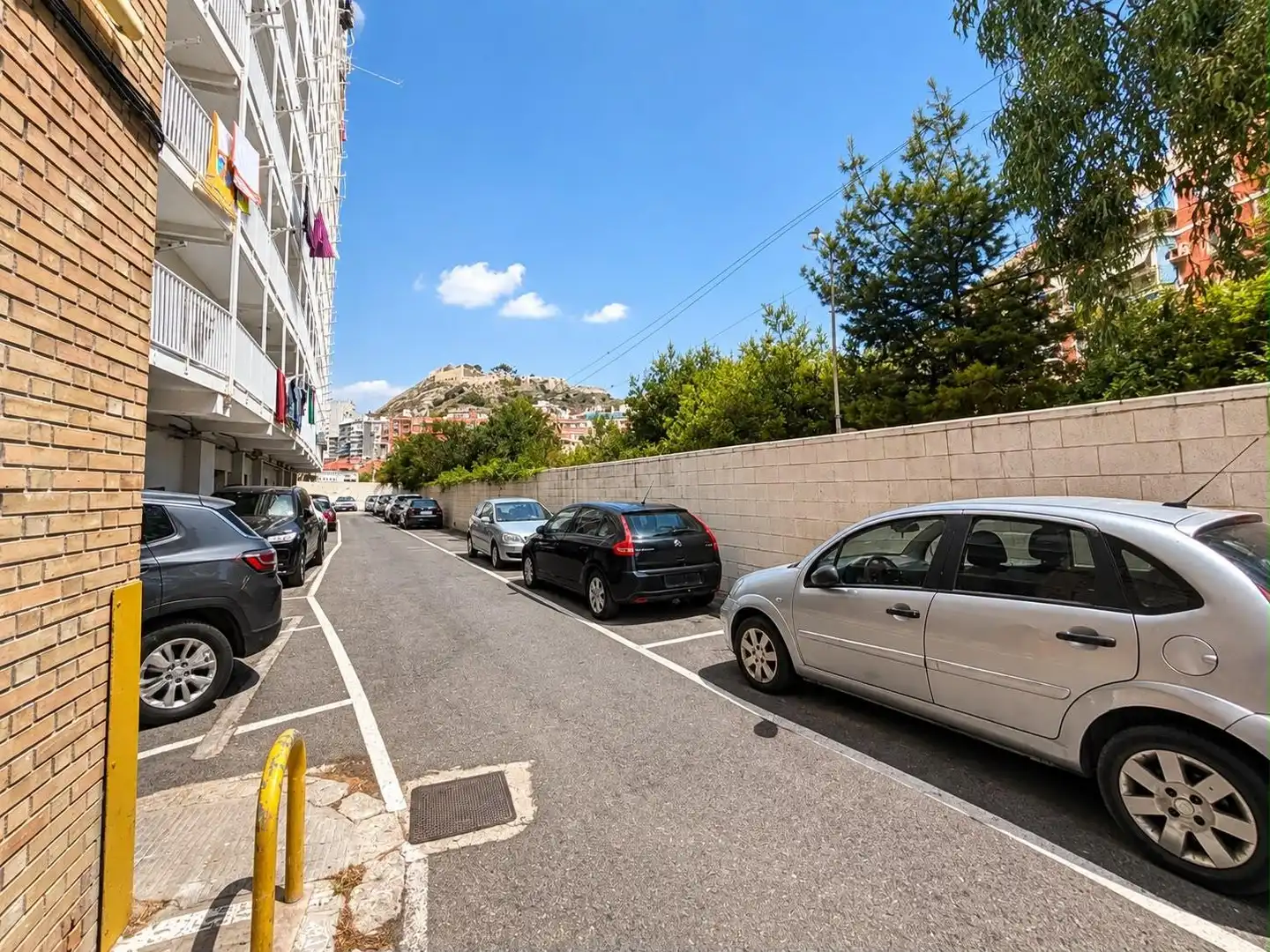 Parking de Piso en venta en Alicante / Alacant con Aire acondicionado, Calefacción y Terraza