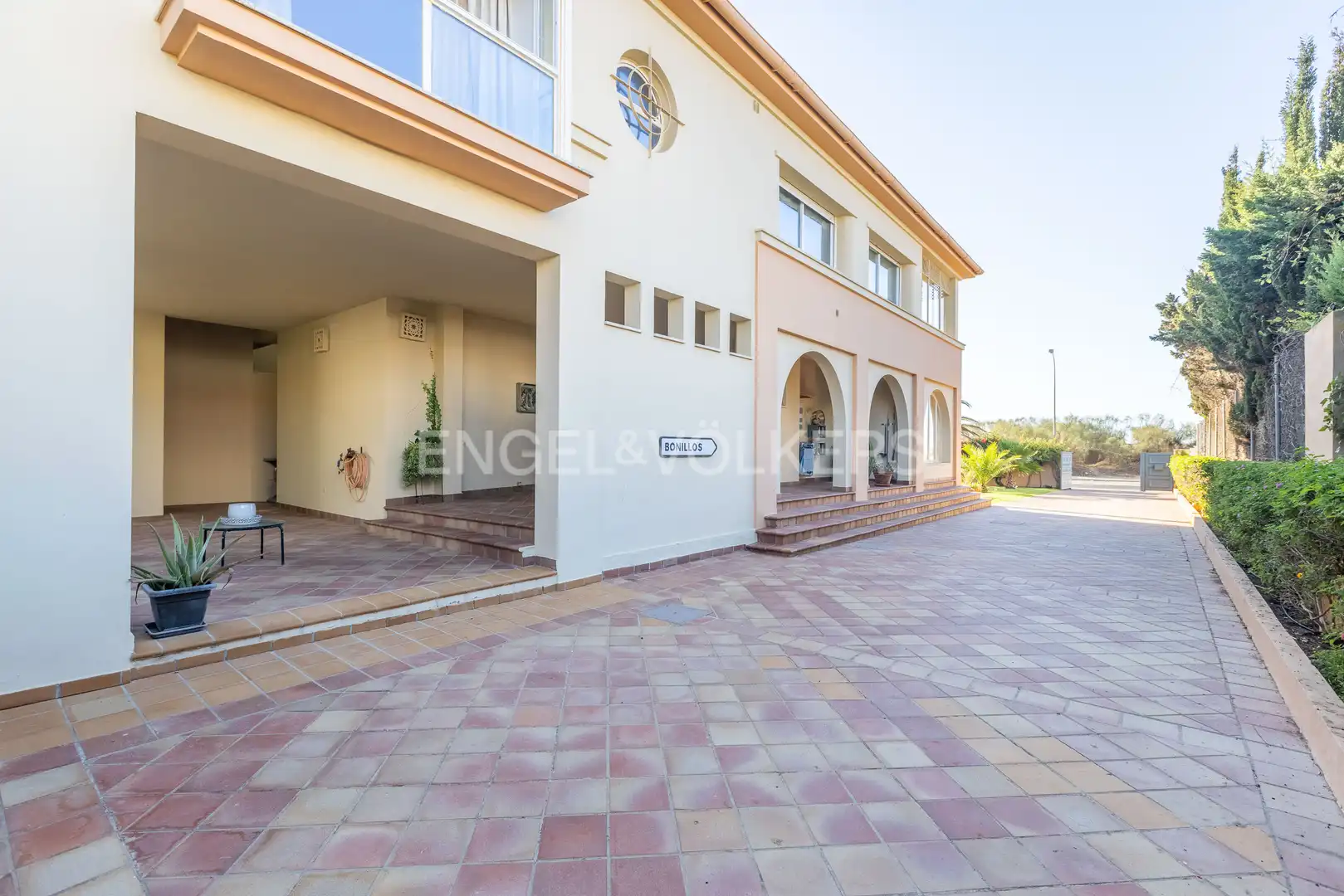 Houses for sale in Isla Canela