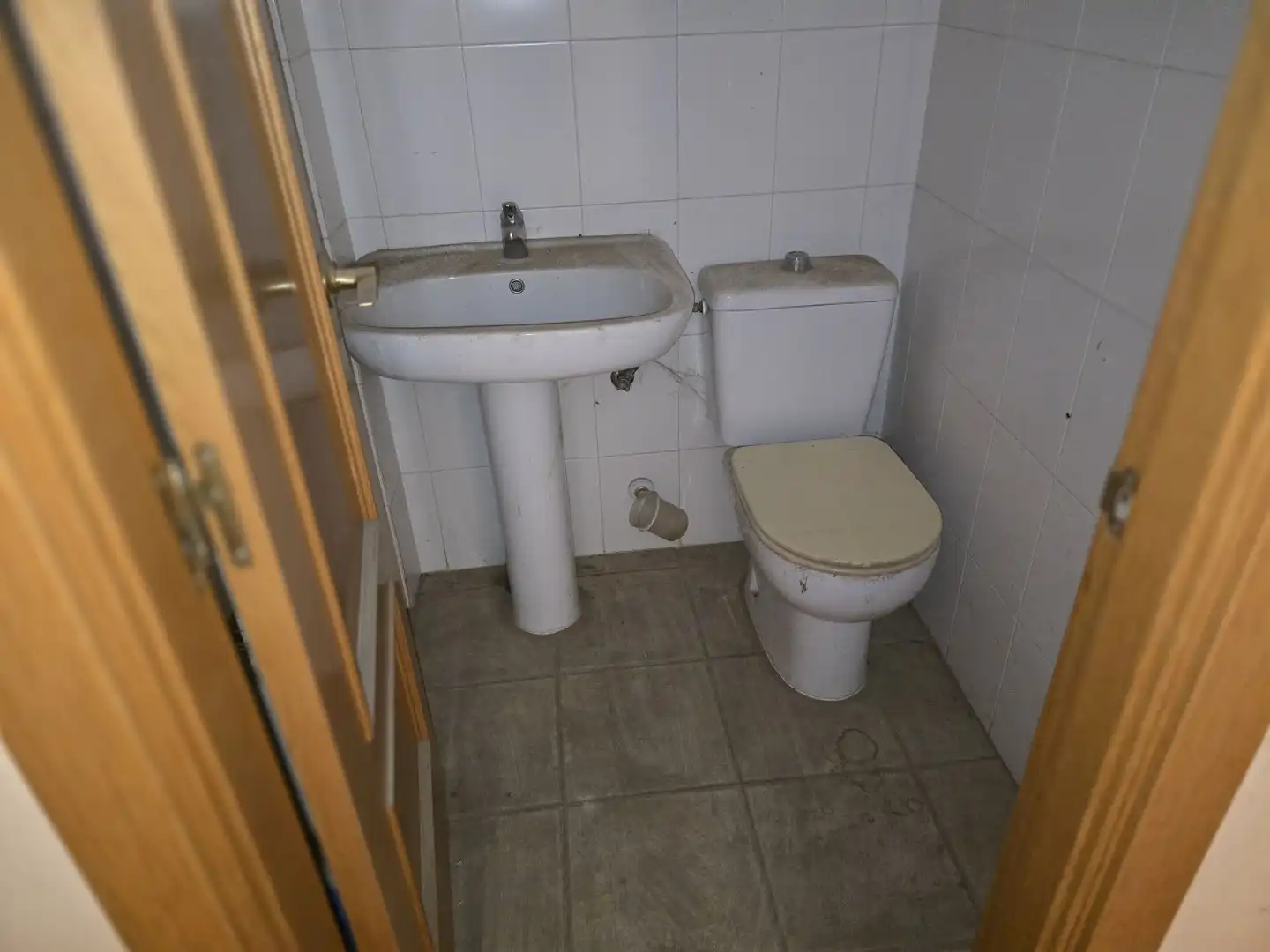 Bany de Casa o xalet en venda en Campo Real amb Jardí privat, Terrassa i Traster