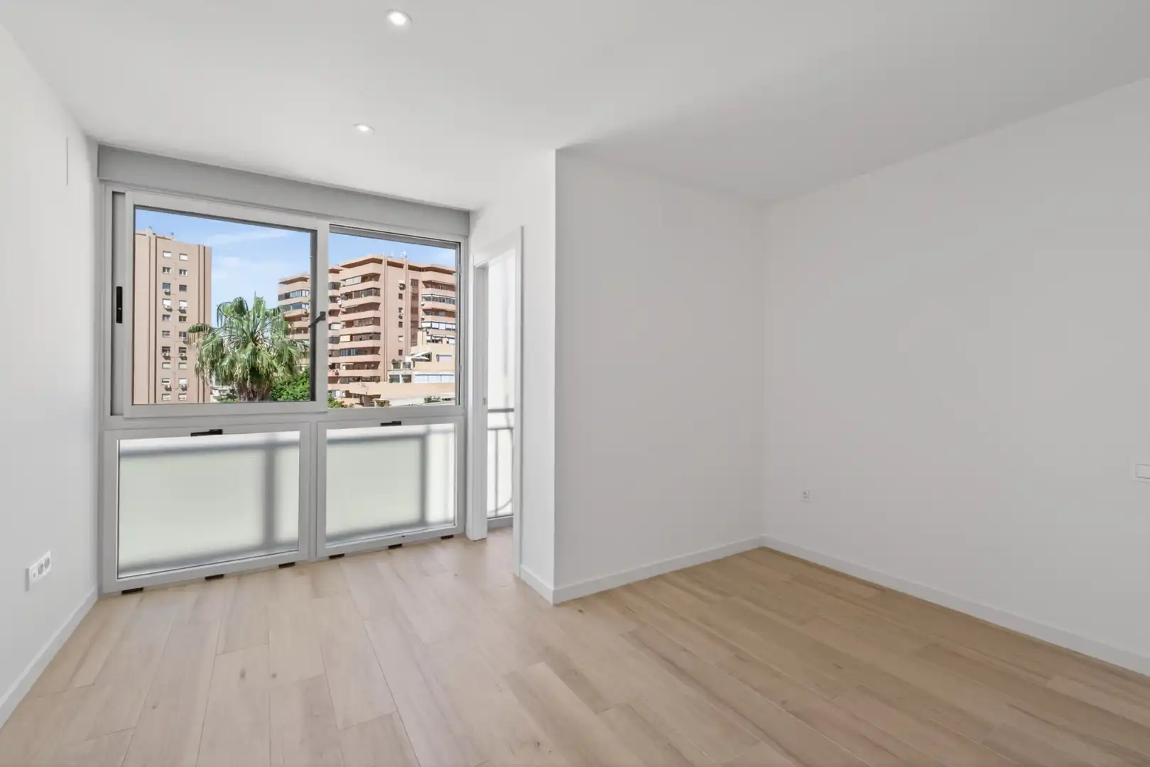 Habitación de Ático en venta en Málaga con Aire acondicionado, Terraza y Piscina