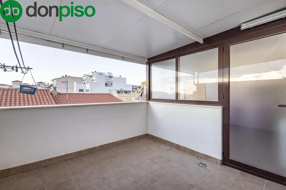 Casa o xalet en venda a Calle NOGAL, Maracena