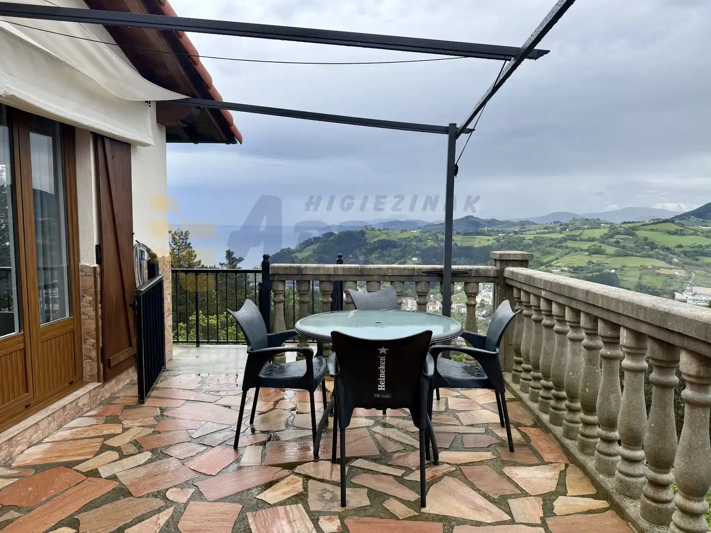 Terrassa de Casa o xalet en venda en Mutriku amb Calefacció, Jardí privat i Traster
