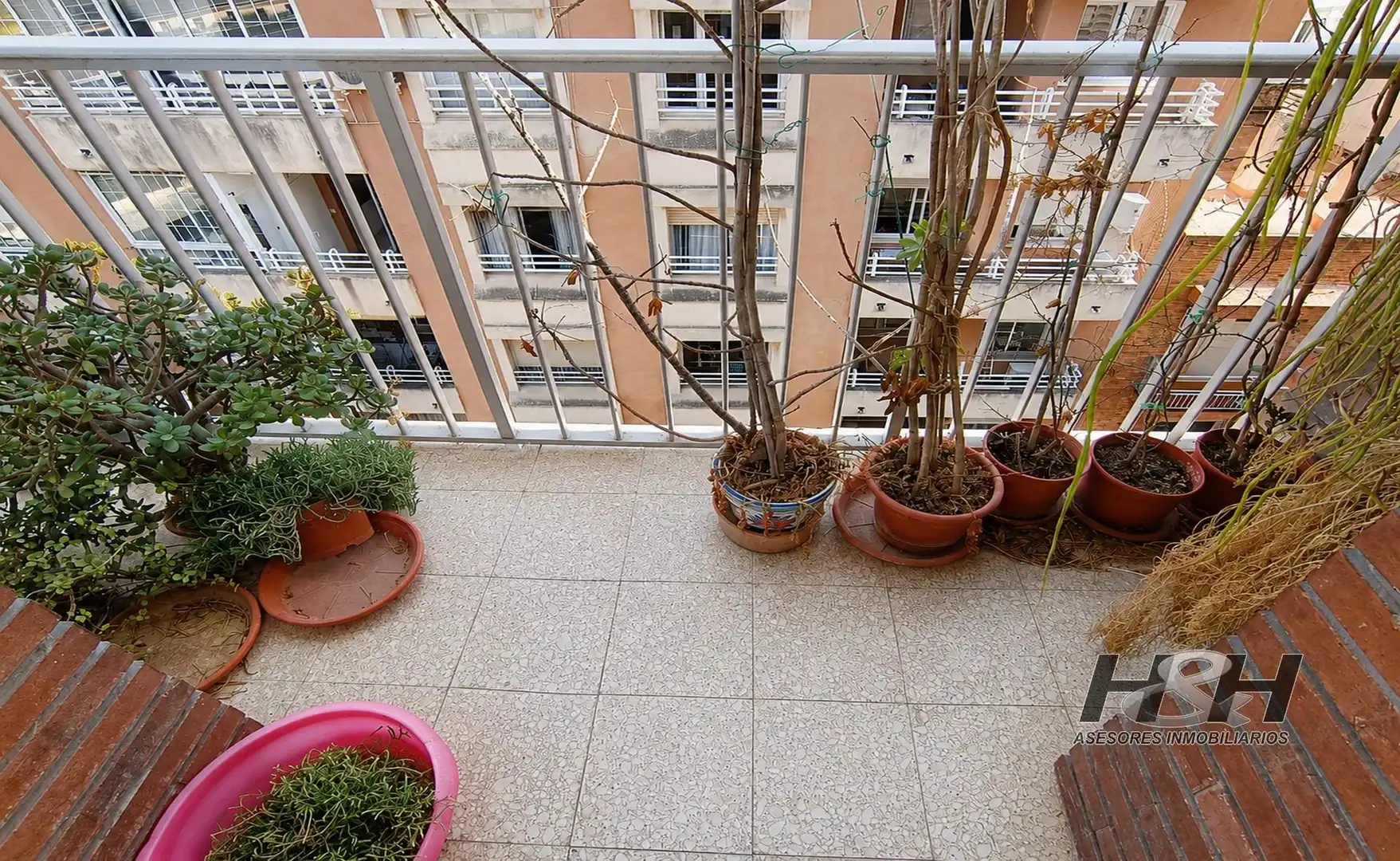 Appartamento con terrazza in vendita a L'Eixample, imagen 16