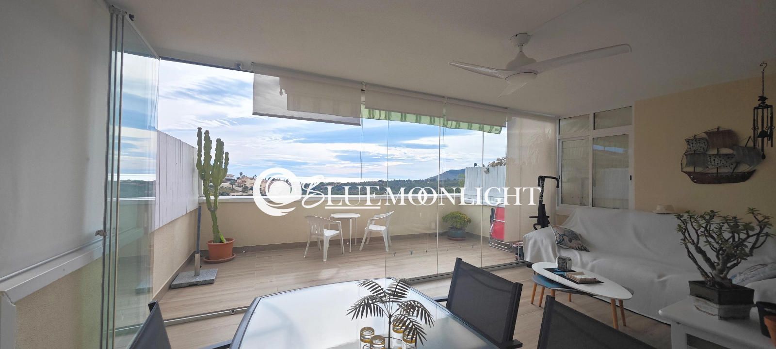 Exterior view of Flat for sale in Peñíscola / Peníscola  with Air Conditioner, Heating and Terrace