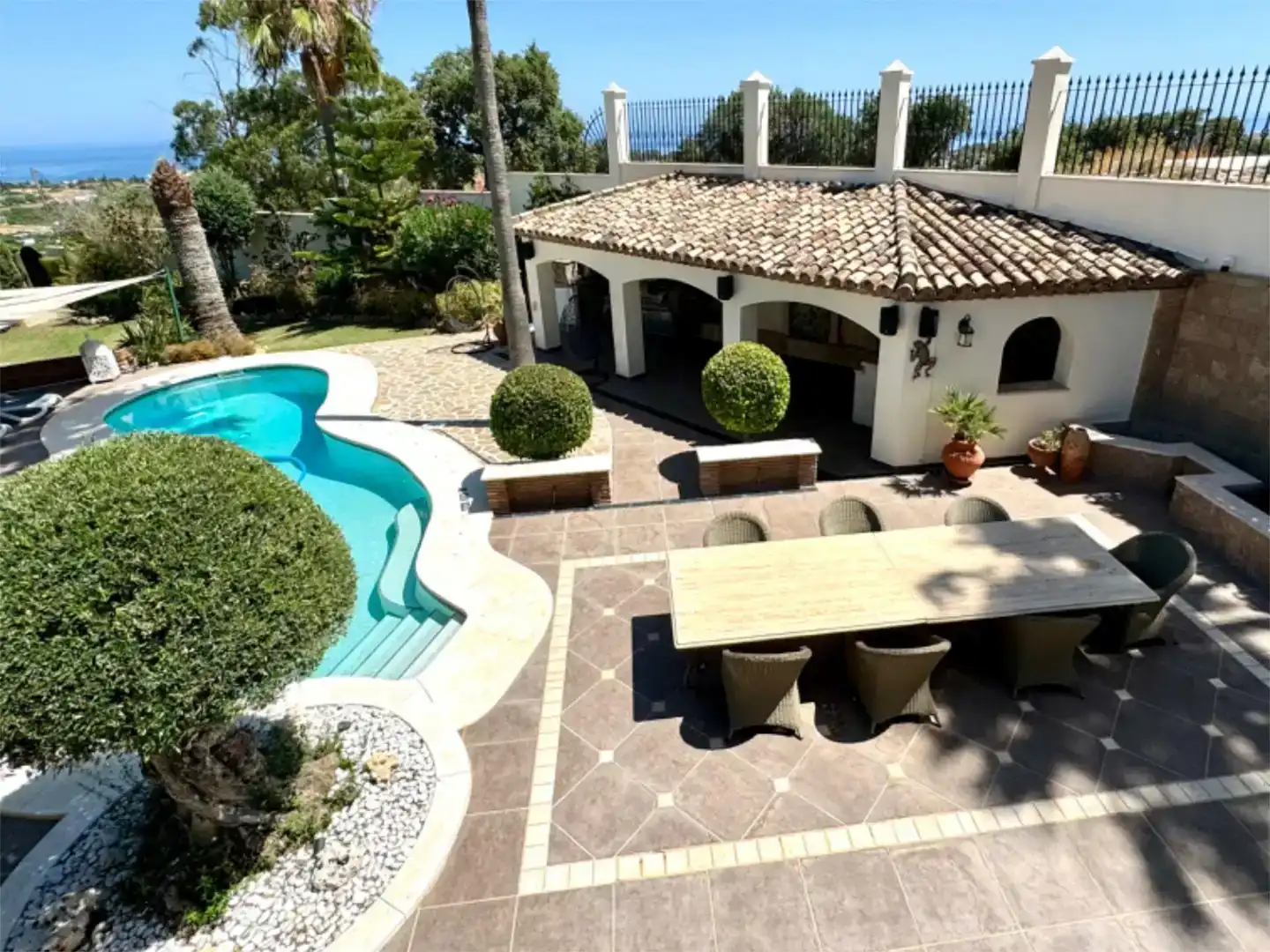 Terraza de Piso en venta en Estepona con Aire acondicionado, Jardín privado y Parquet
