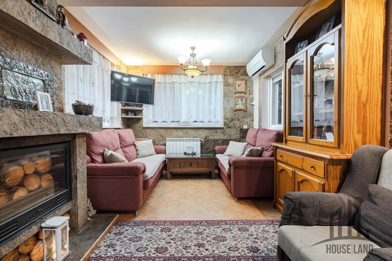 Living room of Houses for sale in Fuentenovilla  with Air Conditioner, Heating and Private garden