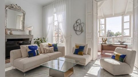 SEÑORIAL Y REPRESENTATIVA CASA, CON CARÁCTER , DANDO A PASEO DE SANCHA, TECHOS MUY ALTOS, Y  DETALLES DE GRAN ARQUITECTURA,, imatge 5