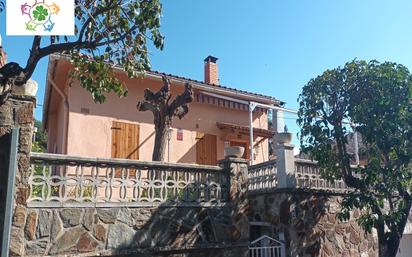 Vista exterior de Casa o xalet en venda en Montmeló amb Aire condicionat i Terrassa