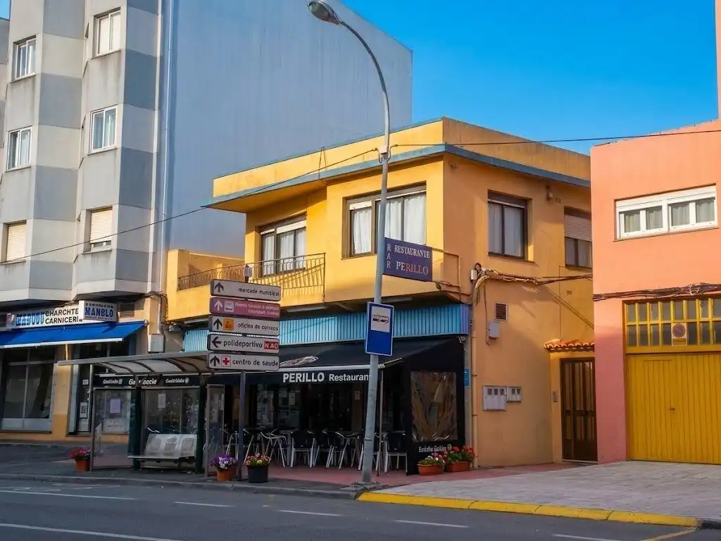 Vista exterior de Piso en venta en Oleiros