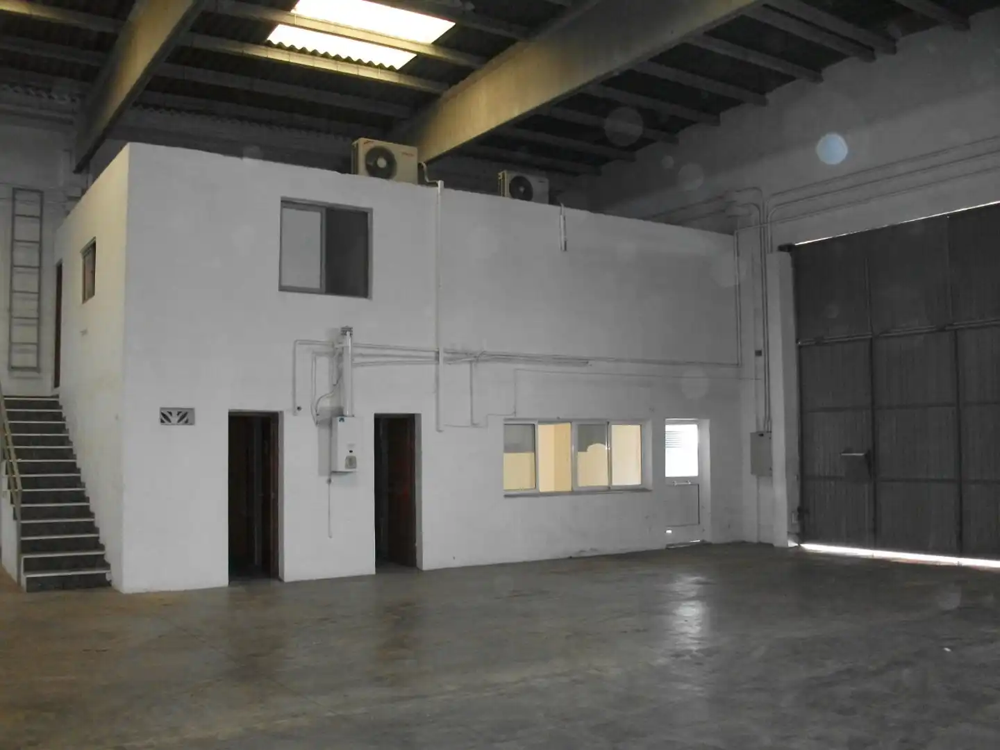 Fabrikhallen zur Miete in Quart de Poblet