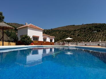 Casa amb piscina en venda a COMPETA