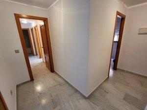 Photo 4 of Flat to rent in Triana Oeste, Sevilla