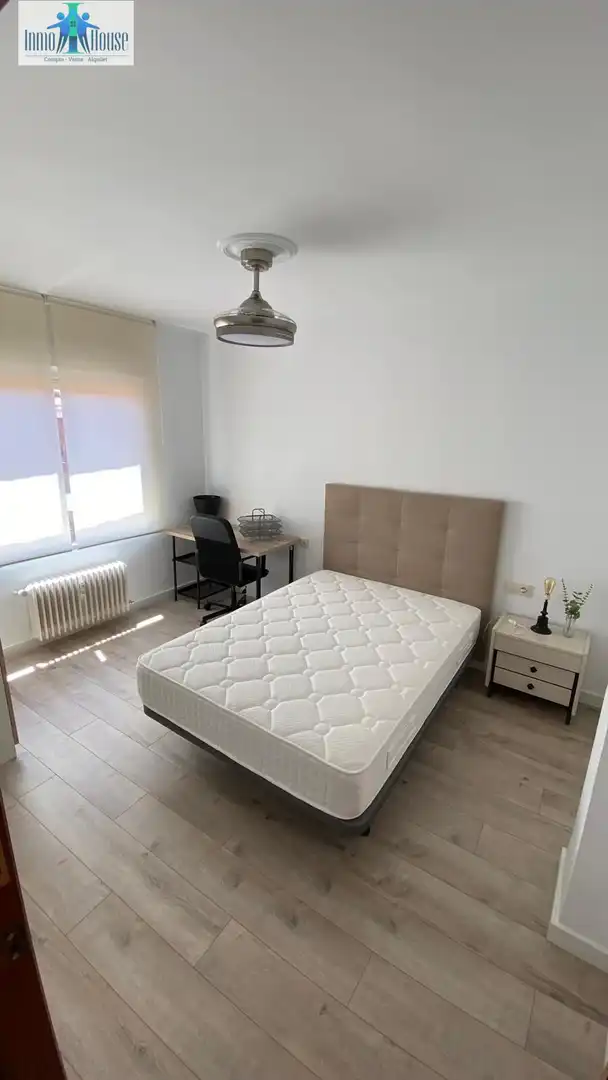 Habitación de Piso de alquiler en Albacete con Aire acondicionado, Calefacción y Terraza