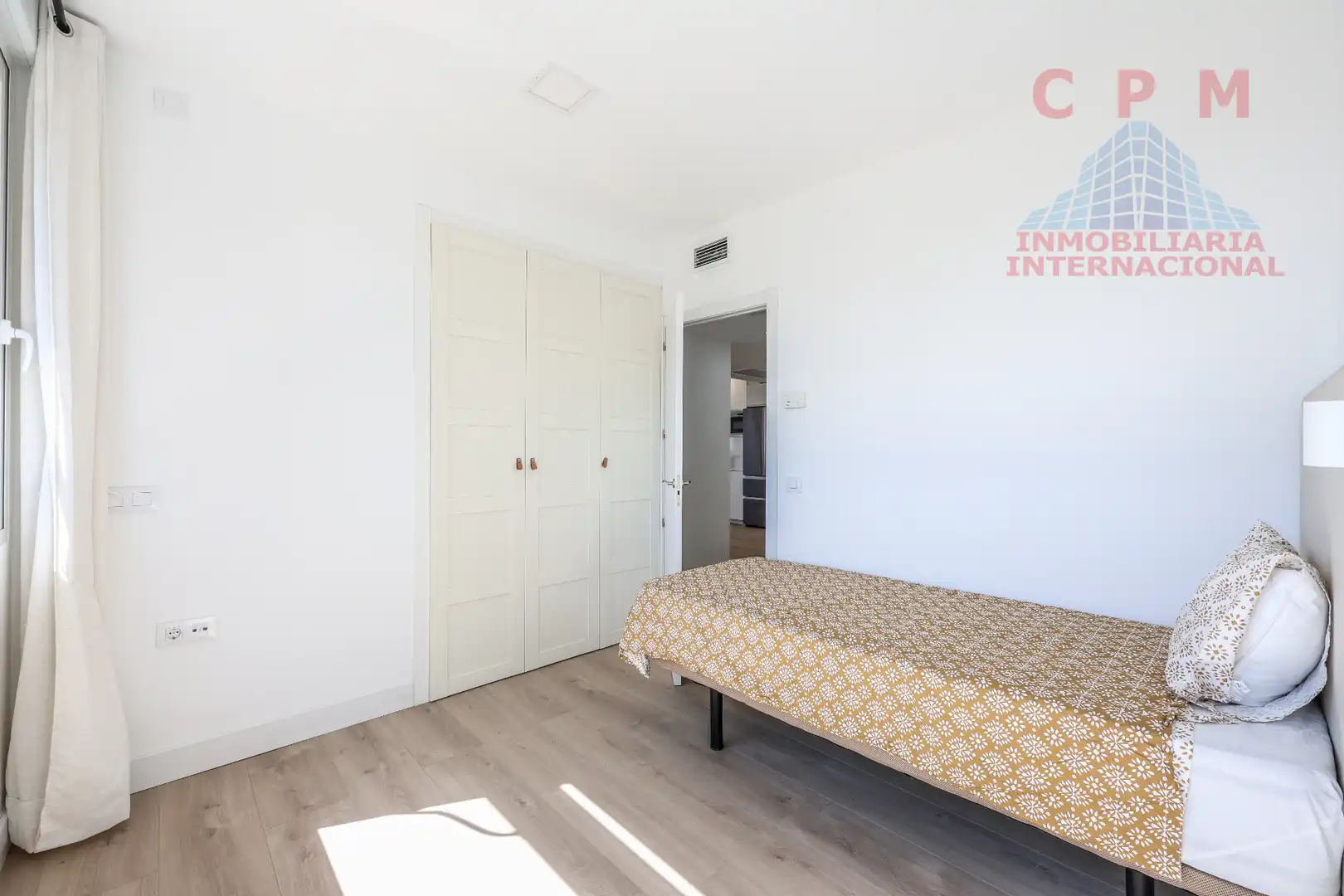 Schlafzimmer von Wohnung zur Miete in Madrid mit Klimaanlage, Heizung und Parkett