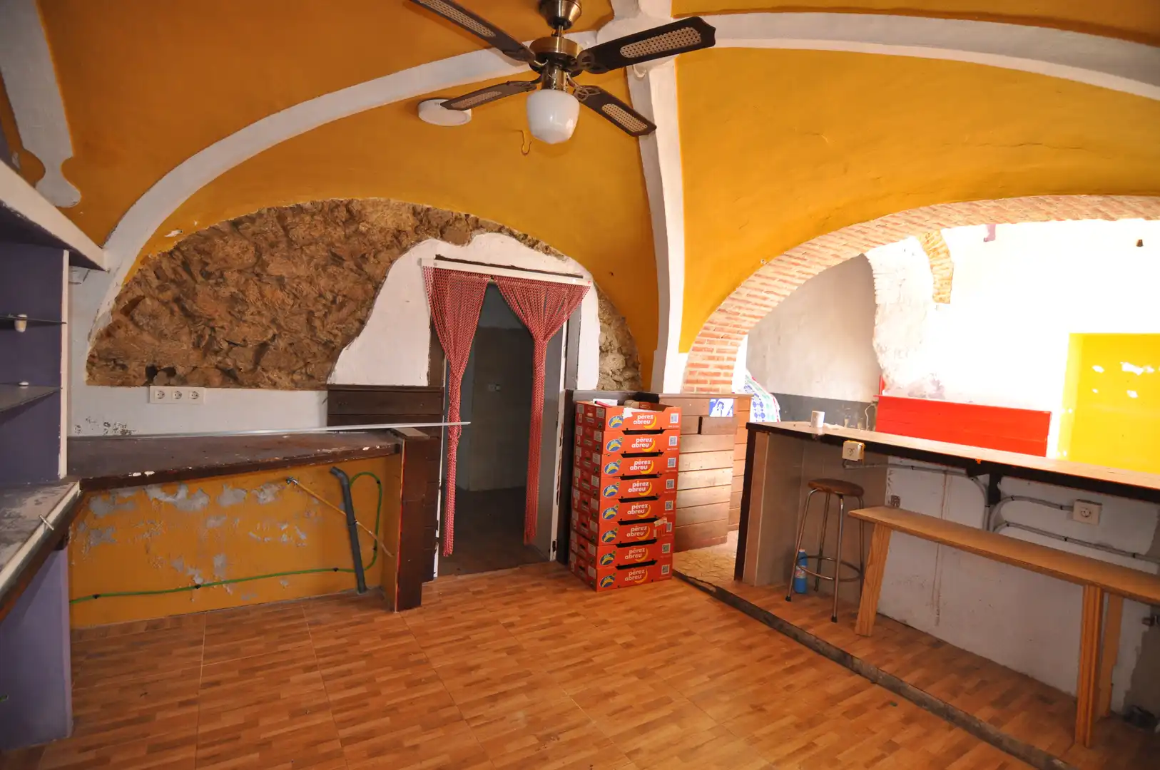 Commercial properties for rent in Valdefuentes  with Air Conditioner