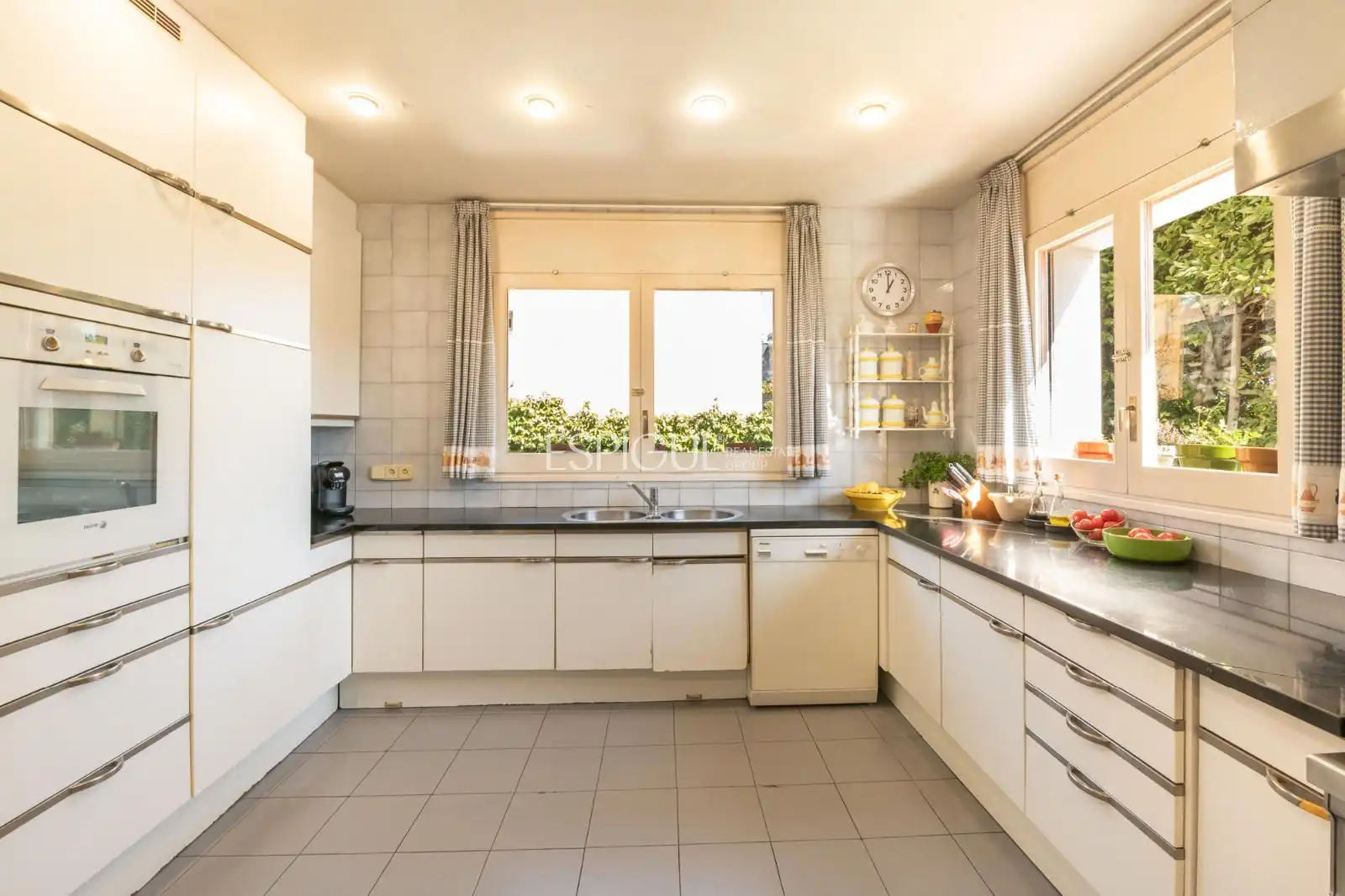 Kitchen of Houses for sale in Sant Cugat del Vallès  with Air Conditioner, Heating and Parquet flooring