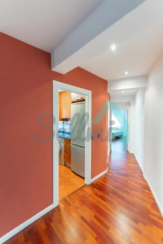 Wohnung zur Miete in Oviedo  mit Heizung, Parkett und Möbliert