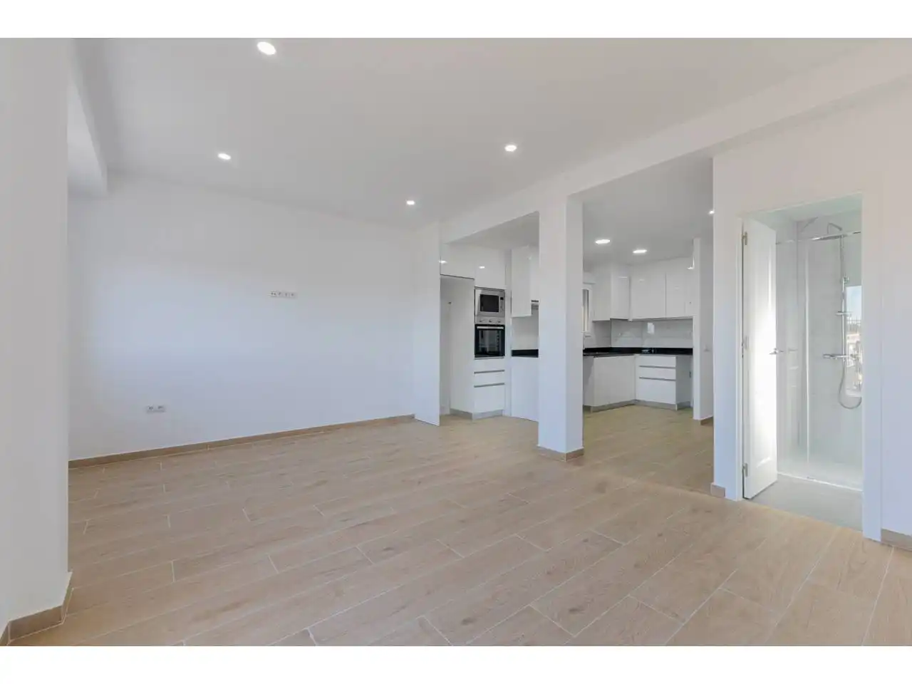 Cocina de Piso en venta en Valencia con Balcón