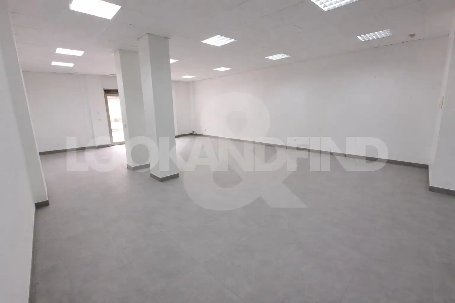 Local comercial en venda a Avenida Zumalacárregui, imagen 4