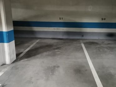 Individual con ascensor en venta en Ensanche - Sar