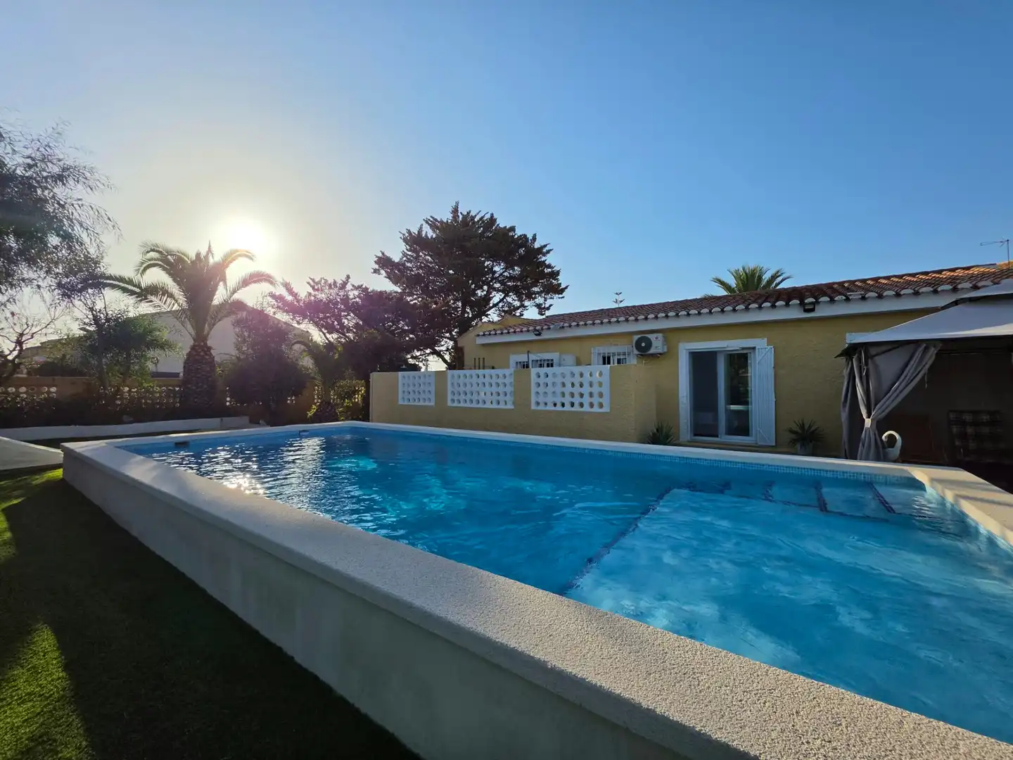 Xalet amb piscina en venda a Vía Axial, imagen 17