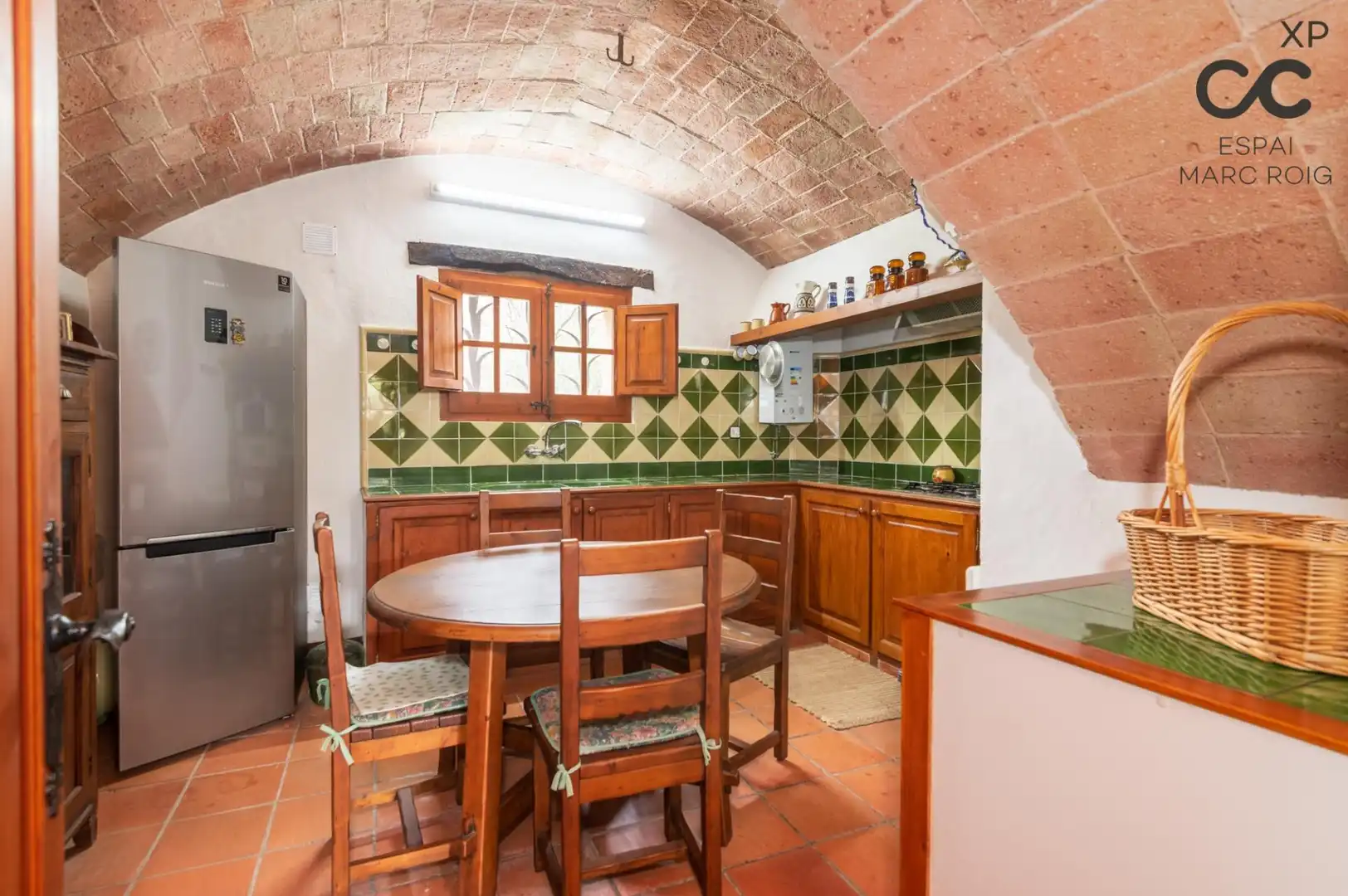Cuina de Finca rústica en venda en Boadella i les Escaules amb Calefacció, Jardí privat i Terrassa