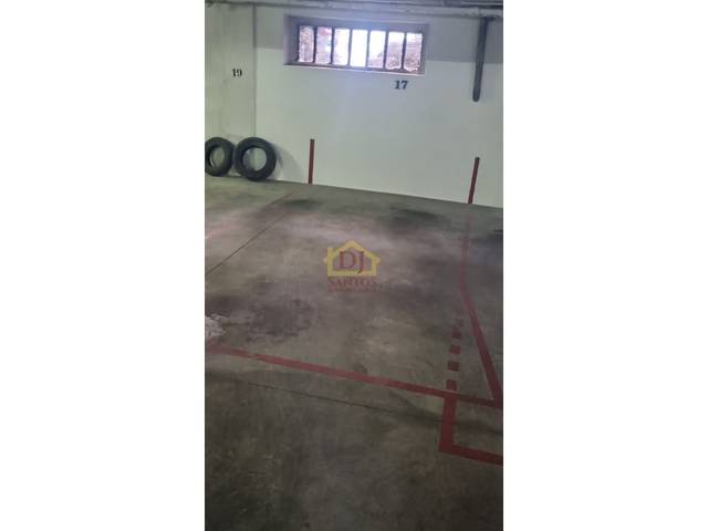 Garaje en Venta en N/A en Garrido Sur