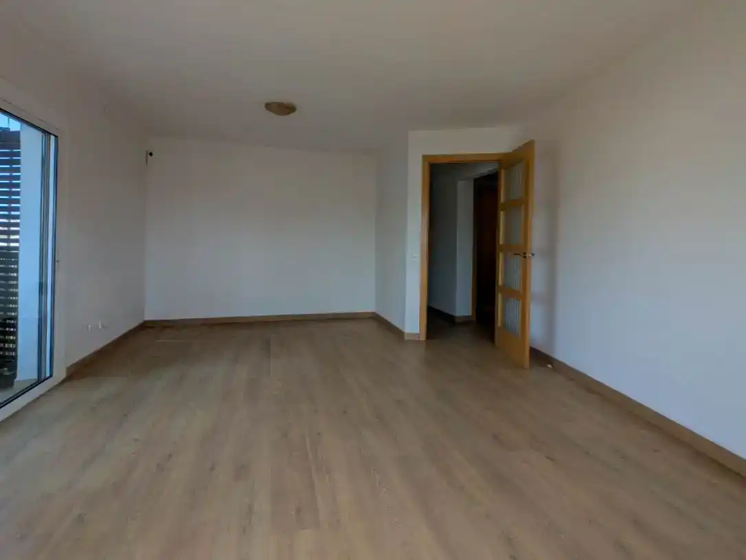 Sala d'estar de Pis en venda en Vilanova i la Geltrú amb Balcó