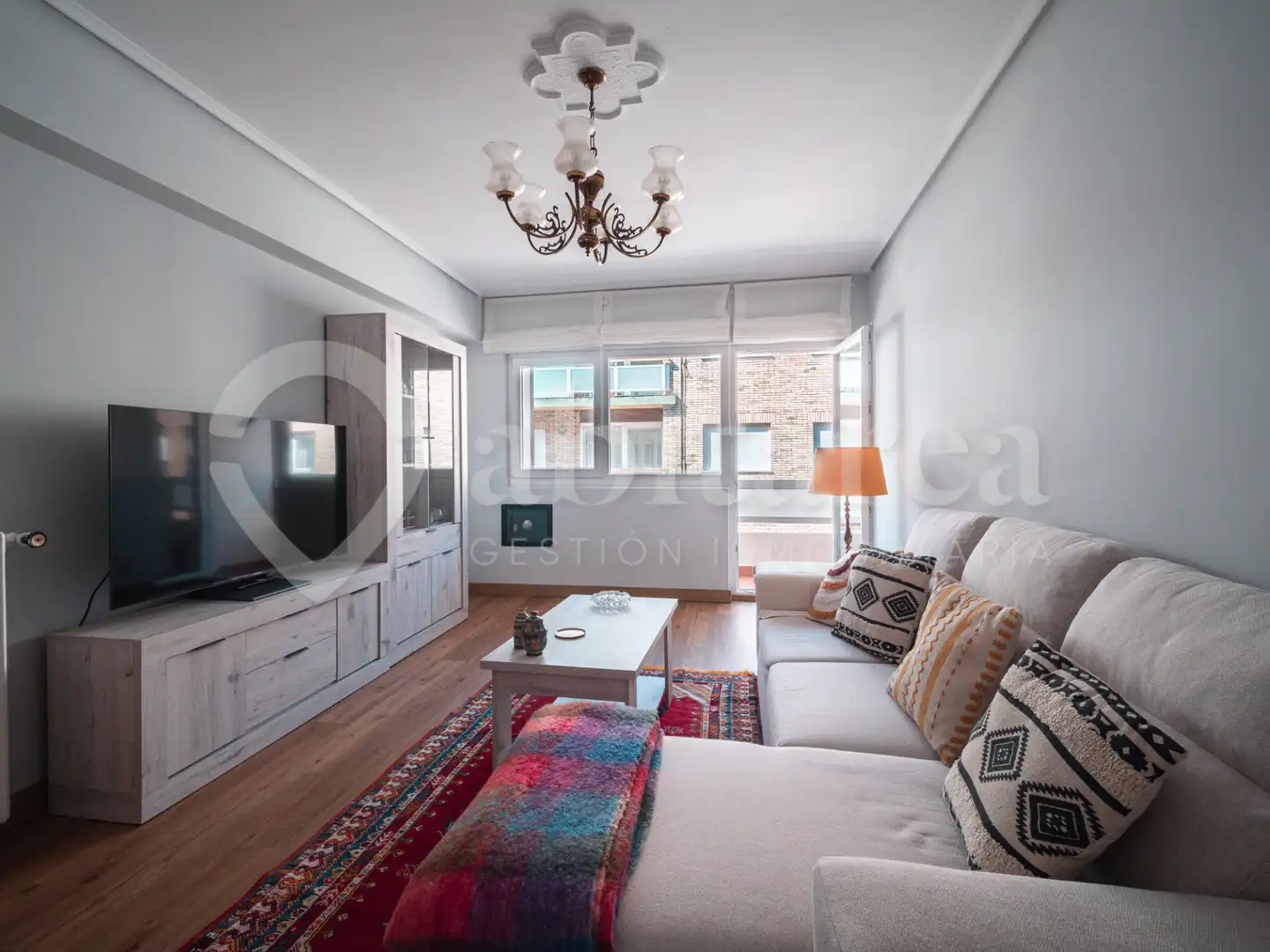 Living room of Flat for sale in Santoña  with Heating, Parquet flooring and Balcony