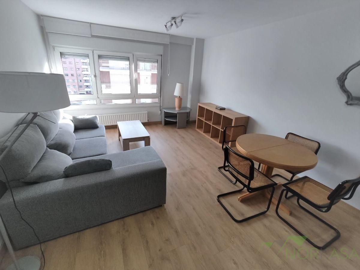 Living room of Flat to rent in Oviedo   with Heating and Furnished