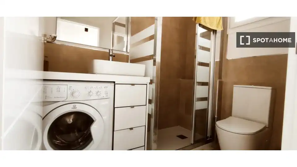 Bany de Estudi per a compartir en Sants - Montjuïc