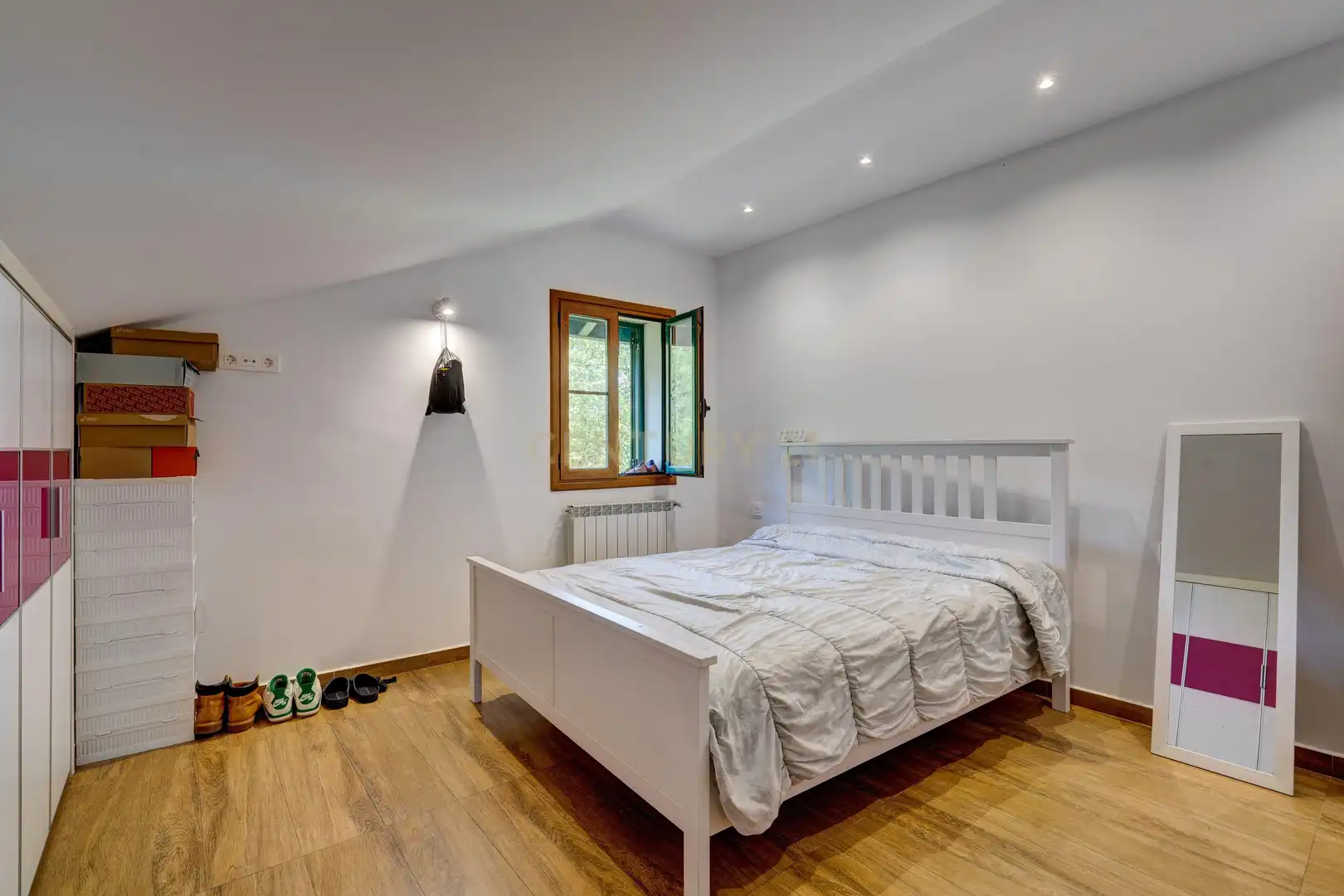 Habitación de Casa o chalet en venta en Irun  con Jardín privado