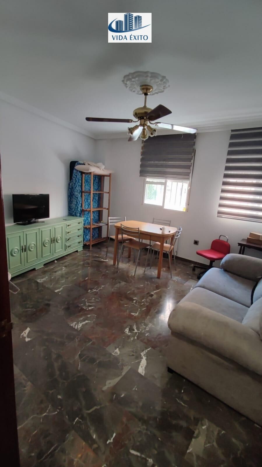 Sala d'estar de Planta baixa en venda en  Jaén Capital amb Aire condicionat i Moblat