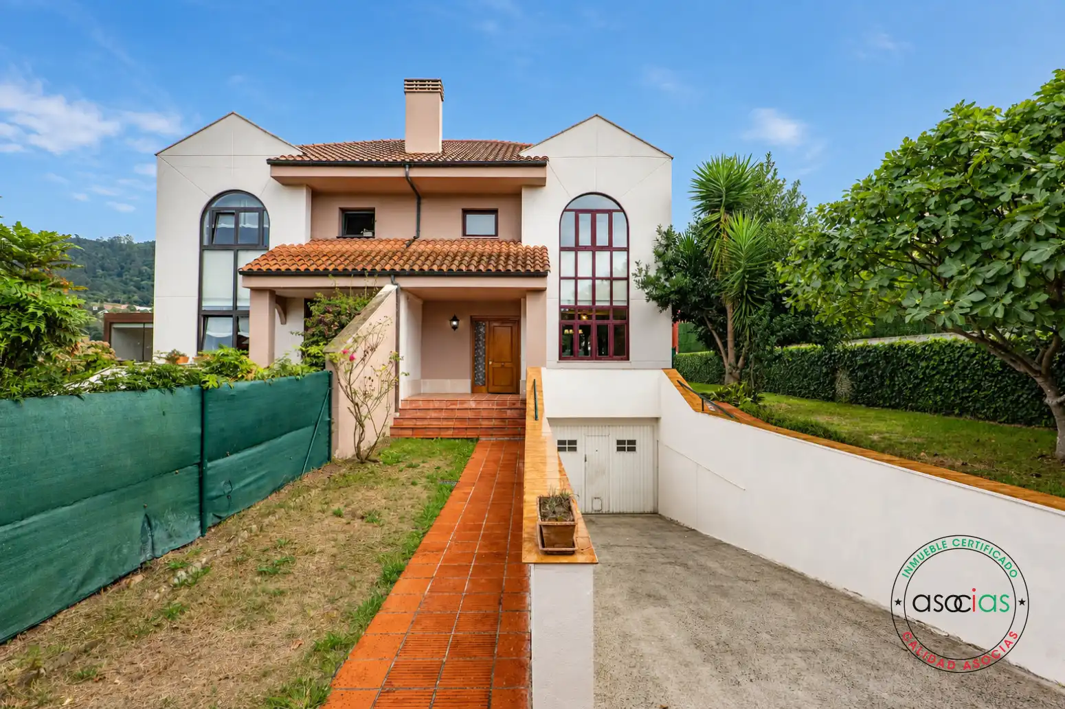 Exterior view of Detached homes for sale in Gijón   with Heating, Private garden and Parquet flooring