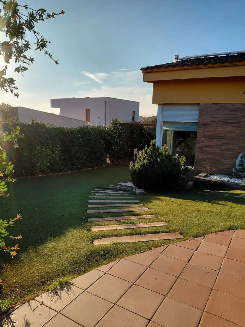 Garden of Houses for sale in Vilanova del Vallès  with Air Conditioner, Heating and Private garden