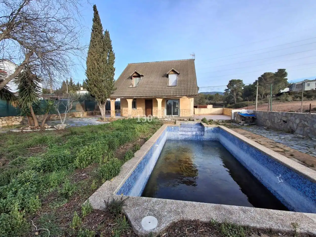 Vista exterior de Casa o xalet en venda en Cabra del Camp amb Jardí privat, Parquet i Terrassa