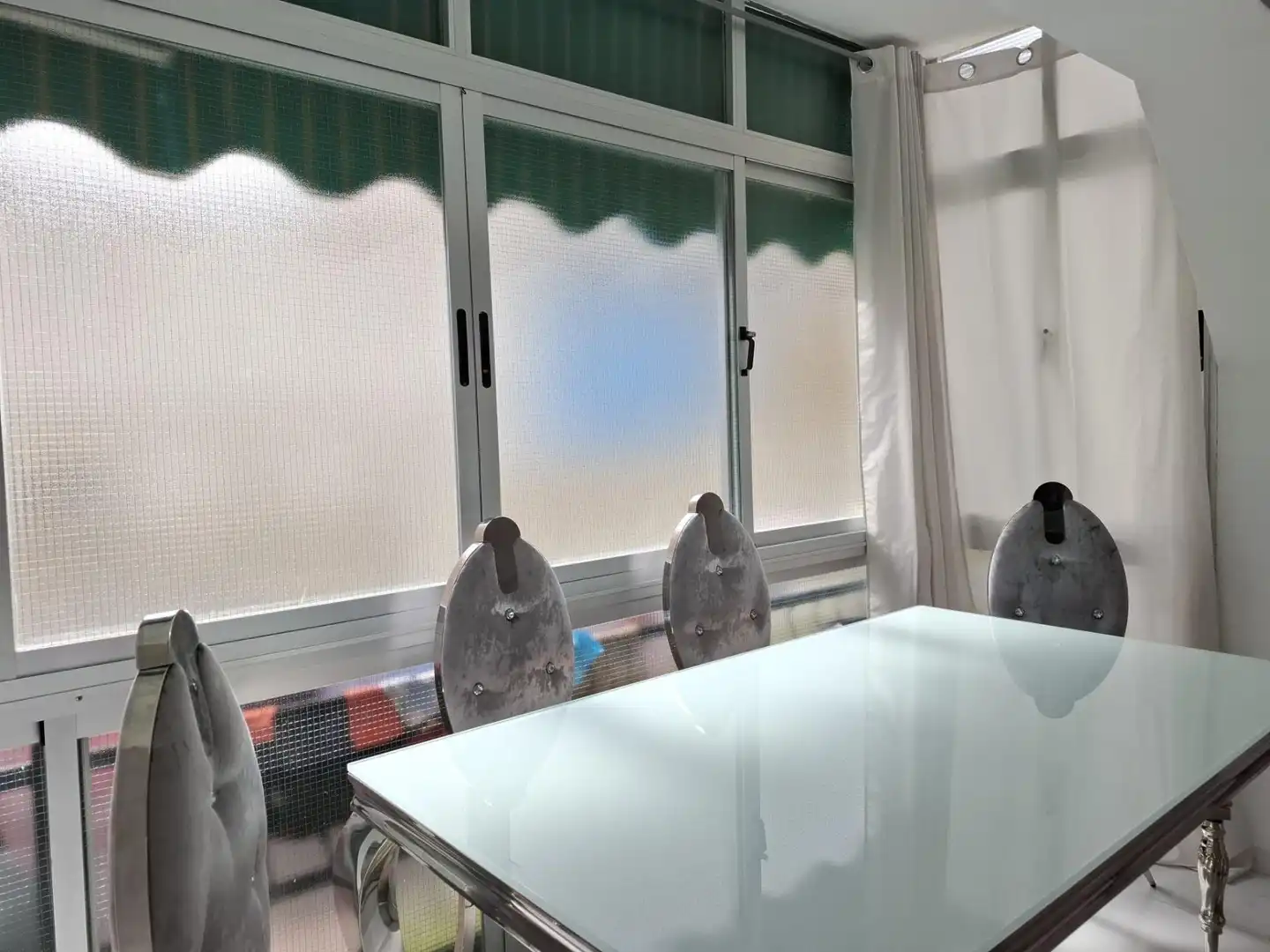 Comedor de Piso en venta en Marbella con Aire acondicionado y Piscina comunitaria