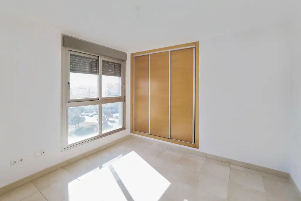 Habitación de Piso en venta en Alicante / Alacant con Piscina