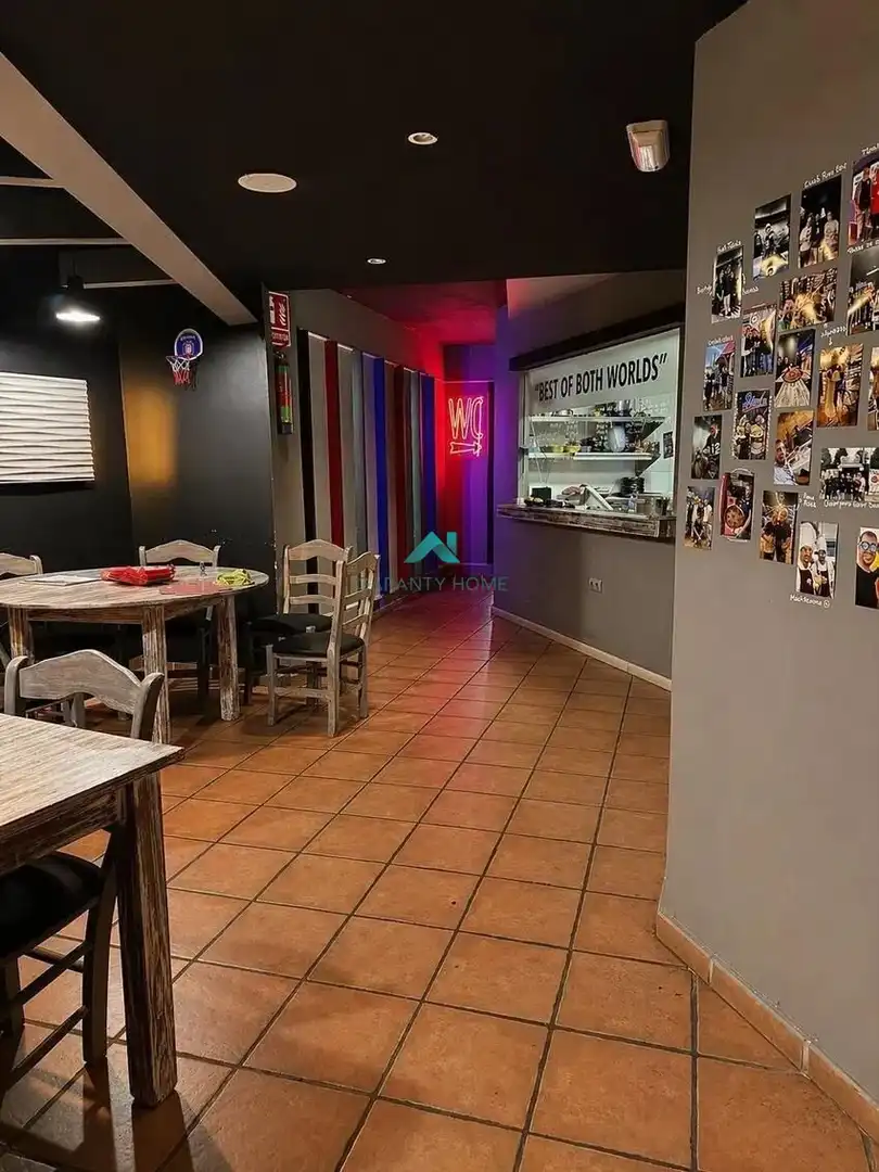 Local de alquiler en Valencia con Aire acondicionado y Amueblado