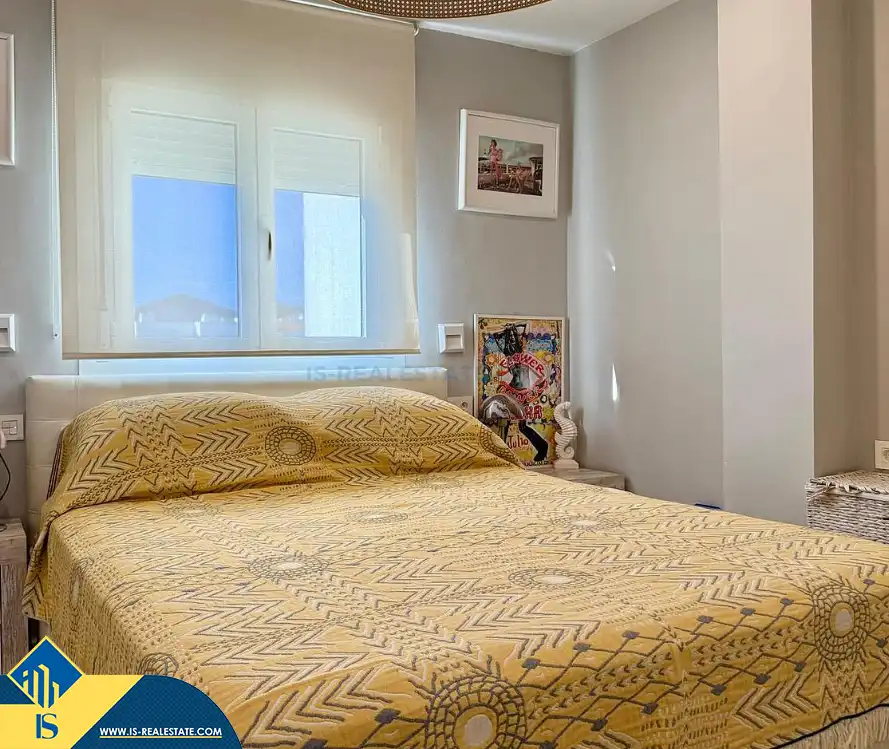 Habitación de Ático en venta en Sant Josep de sa Talaia con Terraza, Amueblado y Piscina comunitaria