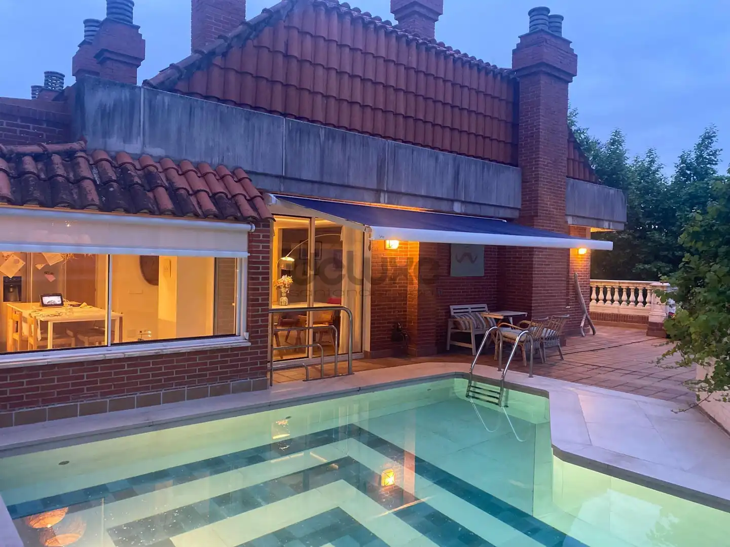 Terrasse von Haus oder Chalet zur Miete in Santander mit Heizung, Privatgarten und Schwimmbad