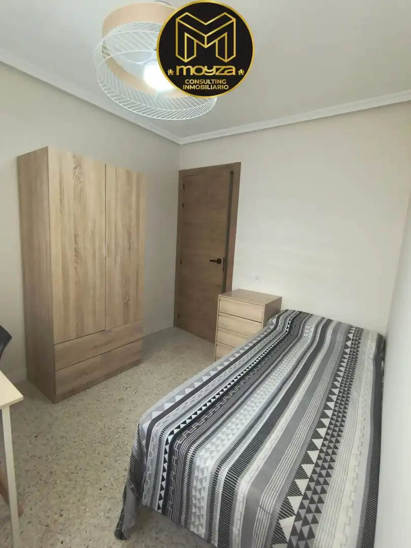 Wohnung zur Miete in Peñamefecit - Avda Barcelona